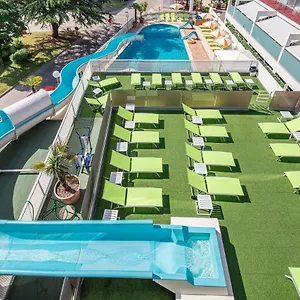 https://alexander.hotelinveneto.com