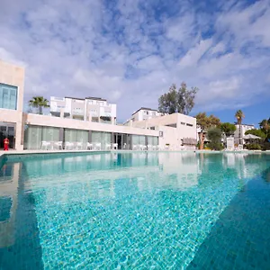 https://sundown-court-leisure-resort-san-gwann.hotelssaintjulians.com